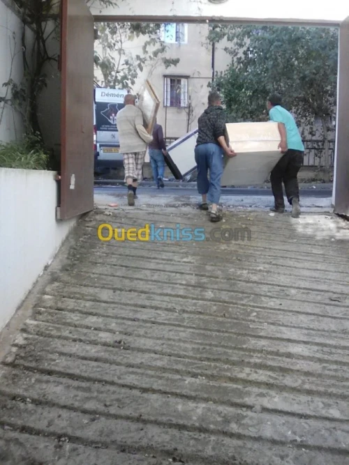 DEMENAGEMENT -TRANSPORT &MANUTENTION«