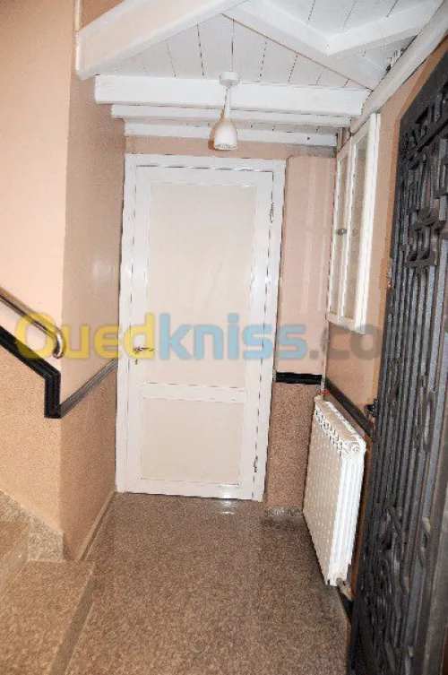Location Appartement F3 Alger Bordj el bahri