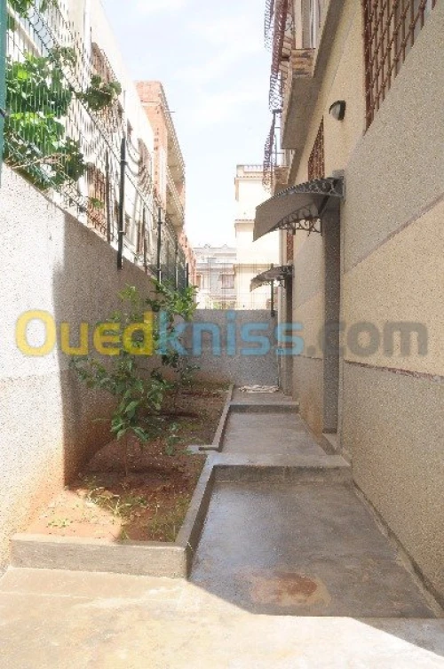 Location Appartement F3 Alger Bordj el bahri