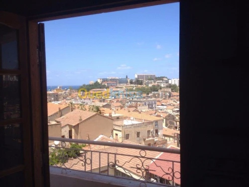 Location Appartement F5 Skikda Skikda