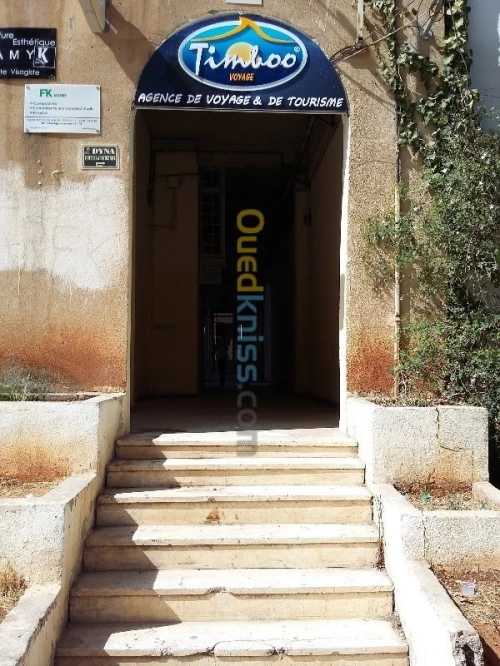 Enseigne-COM-Panneau-Autocollant