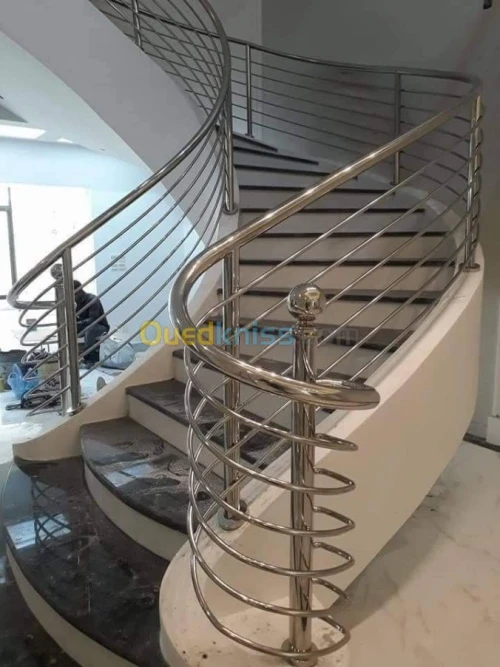 Rampe d'escaliers et Gardes-corps INOX