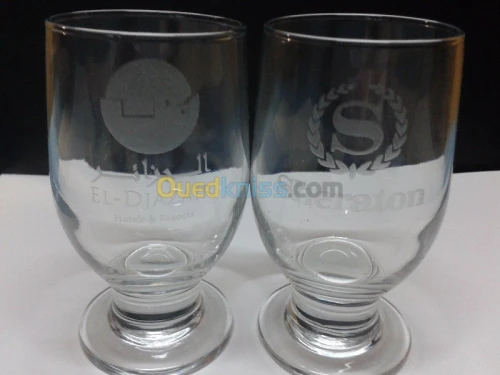  Gravure Laser sur Verre  et Trophée