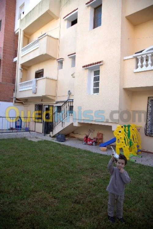 Crèche ecole maternelle
