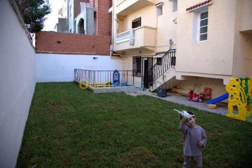 Crèche ecole maternelle