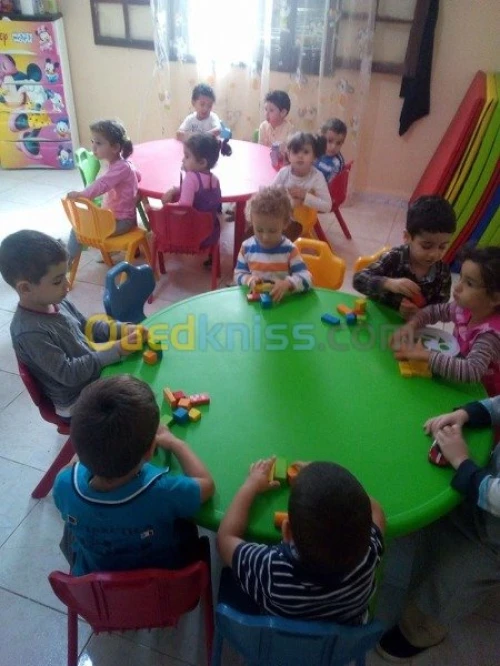 Crèche ecole maternelle
