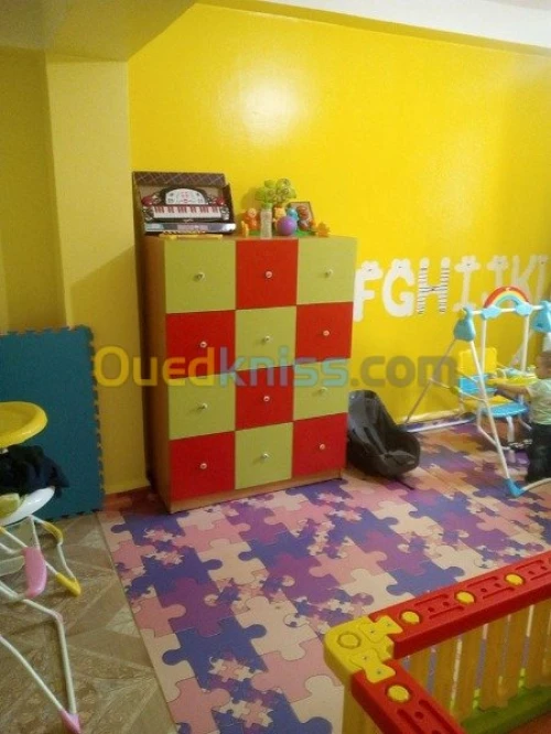Crèche ecole maternelle