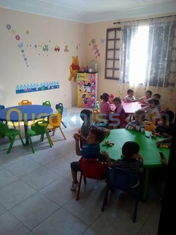 Crèche ecole maternelle