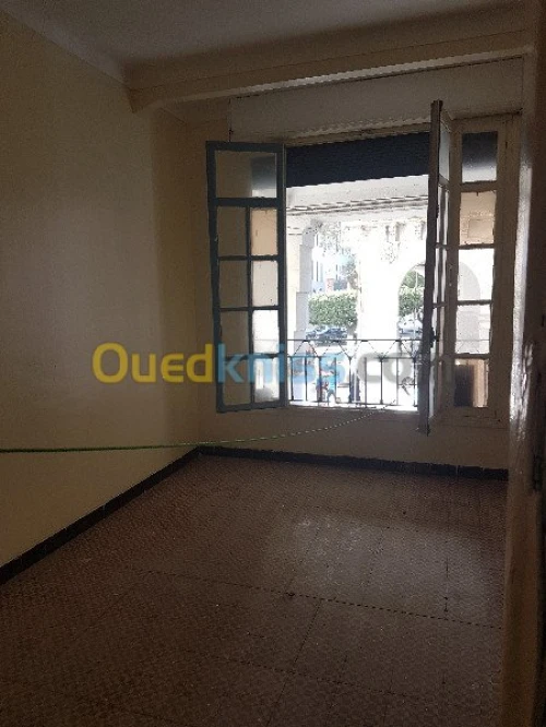 Location Appartement F8 Alger Bab el oued