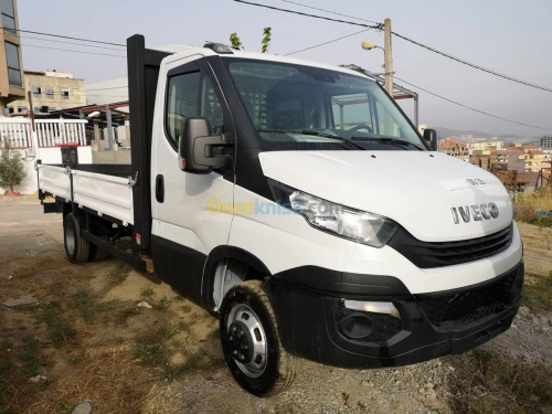 Fabrication de Plateaux sur TIRSAM, SHACMAN, HOWO, HYUNDAI, KIA...