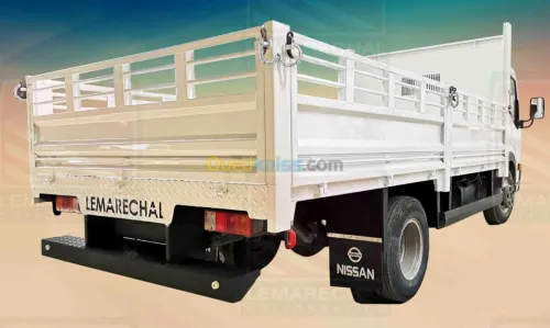 Fabrication de Plateaux sur TIRSAM, SHACMAN, HOWO, HYUNDAI, KIA...