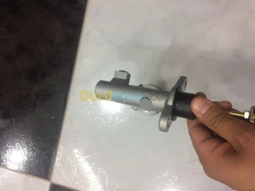 POMPE EMBRAYAGE SUPERIEUR IMM 