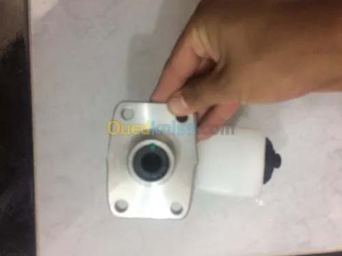 POMPE DE FREIN FORYOTA 4X2