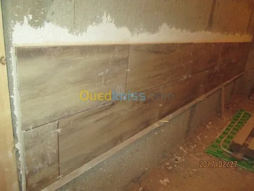 pose la tuile et faience