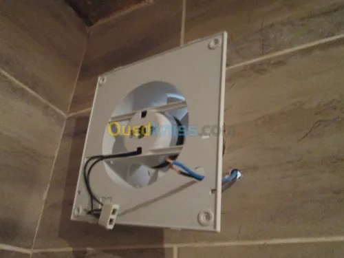 pose la tuile et faience