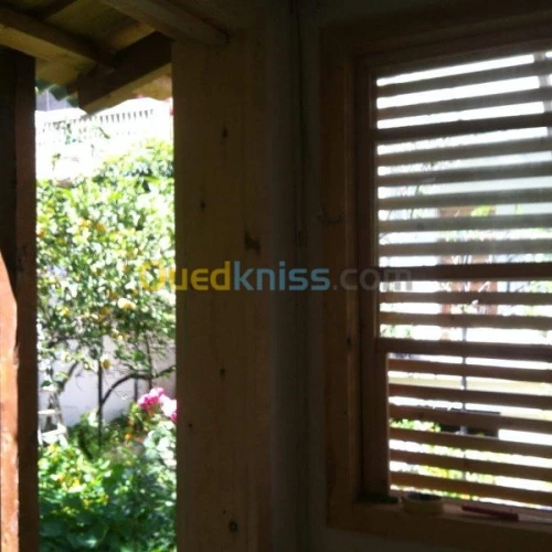 cabanes, abris de jardin et niches