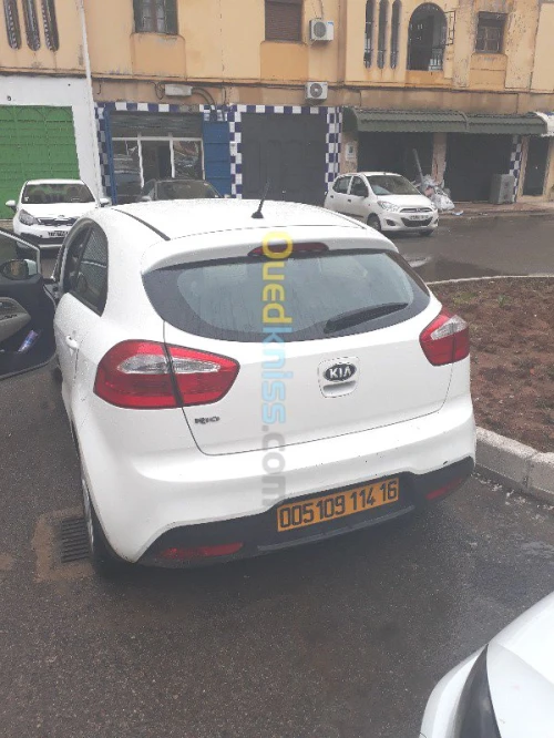 LOCATION DES VOITURES