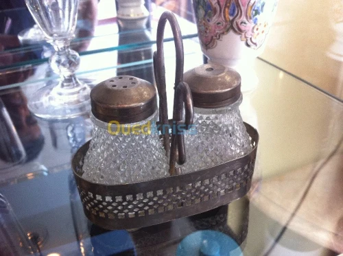 salière/poivrière en cristal et argent