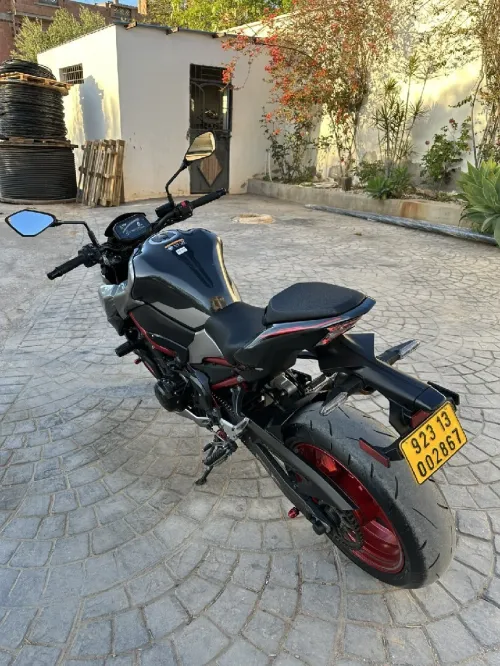 Kawasaki Z900 