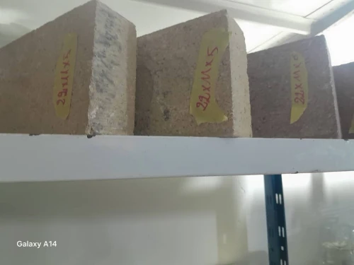 Ventes pierres réfractaires بيع الحجر الحراري