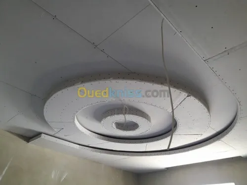 MONTAGE  PLAFOND EN BA 13