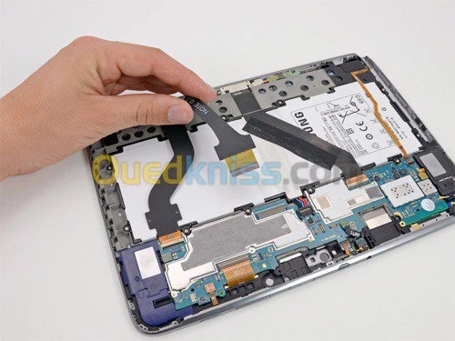 صيانة عتاد الإعلام الالي 