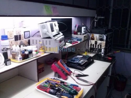 صيانة عتاد الإعلام الالي 