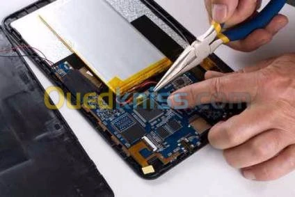 صيانة عتاد الإعلام الالي 