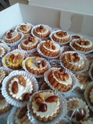 GÂTEAUX SALES/ SUCRES 