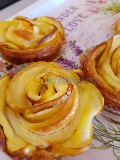 GÂTEAUX SALES/ SUCRES 