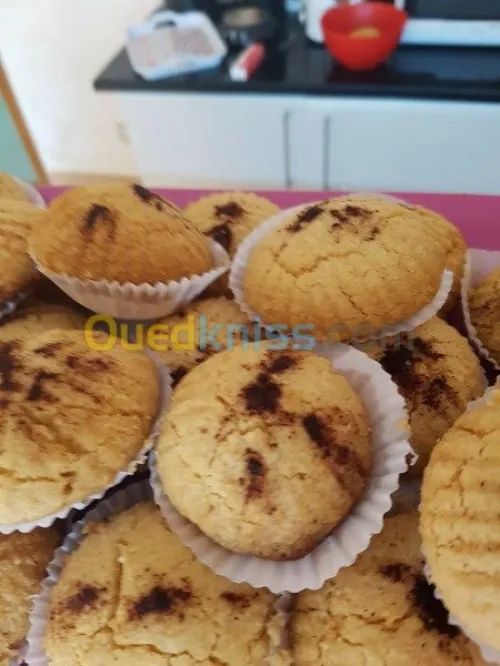 GÂTEAUX SALES/ SUCRES 