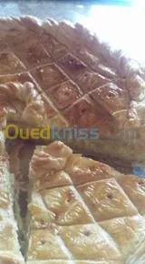 GÂTEAUX SALES/ SUCRES 