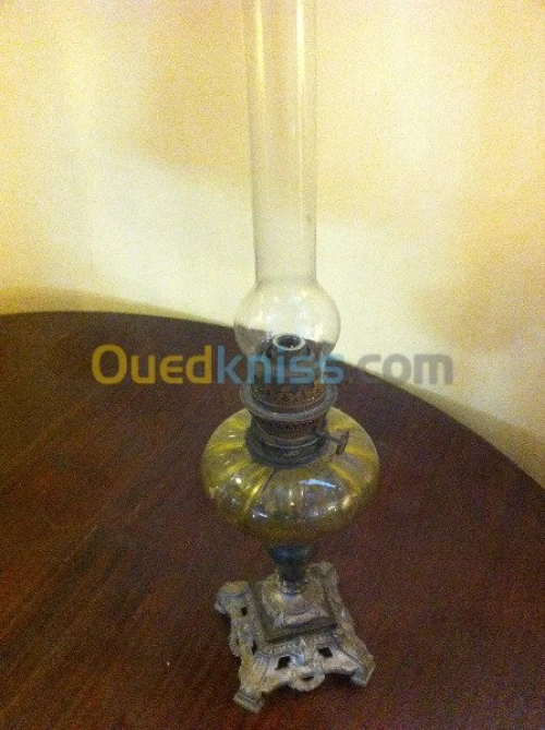 Lampe à pétrole Kinké XIXè