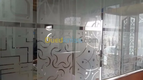 furniture pose du verre et accessoires