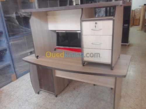 FABRICATION MOBILIER DE BUREAU 