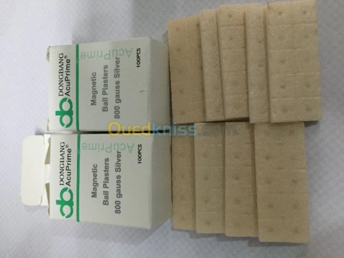 Emplâtres à billes magnétiques argent