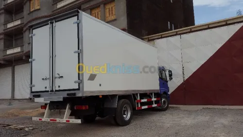 carrosserie camion et cabines sahariennes