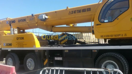 Location grue mobile 50T année 2015
