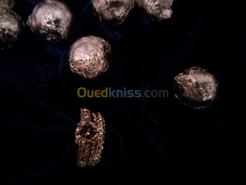 Habilleuse pour mariée avec Bijoux