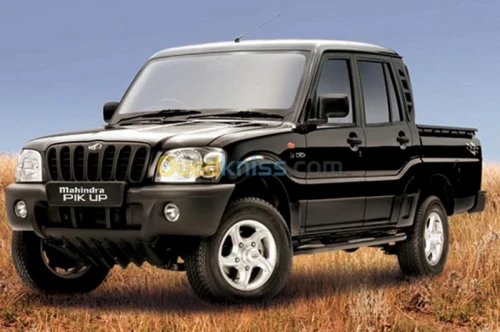 MAHINDRA BOLERO ET TATA INDICA