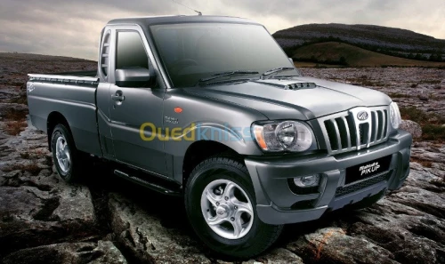 MAHINDRA BOLERO ET TATA INDICA