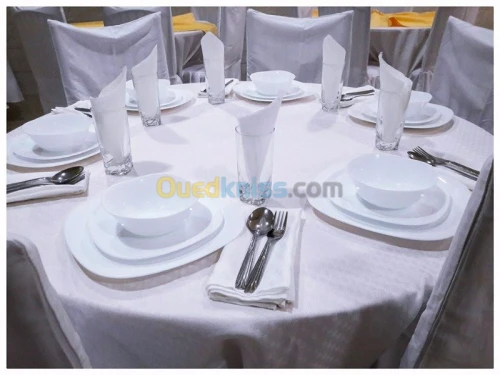 Salle de dîner et de réception