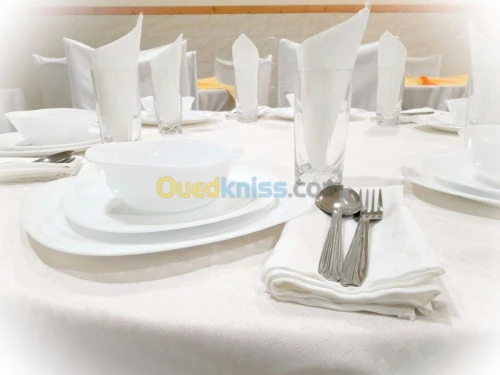 Salle de dîner et de réception