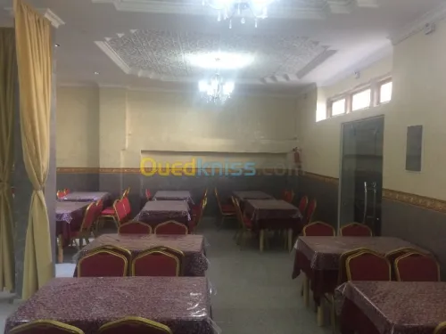 salle des fetes -- Restauration ---