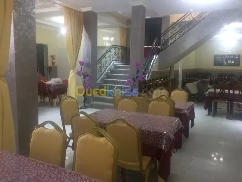 salle des fetes -- Restauration ---