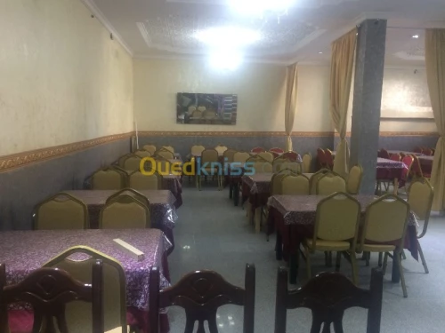 salle des fetes -- Restauration ---