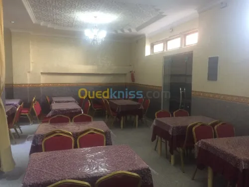 salle des fetes -- Restauration ---