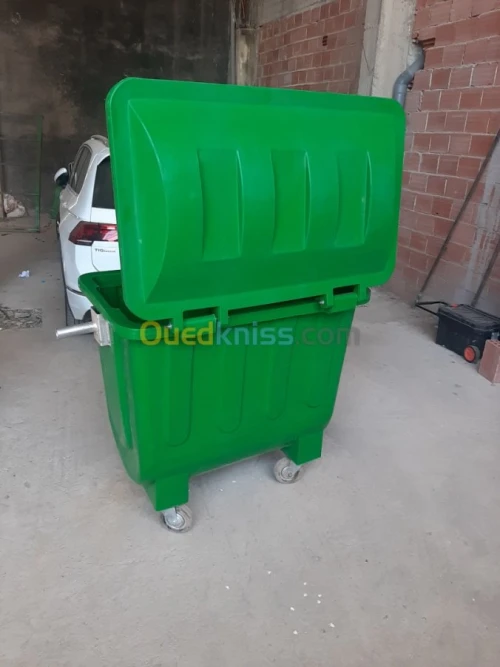  bac ordure plastique 660l240l 770lt