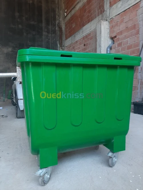  bac ordure plastique 660l240l 770lt