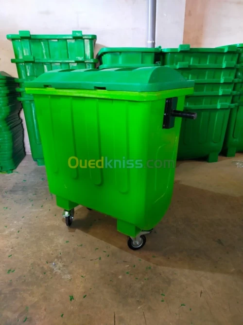  bac ordure plastique 660l240l 770lt